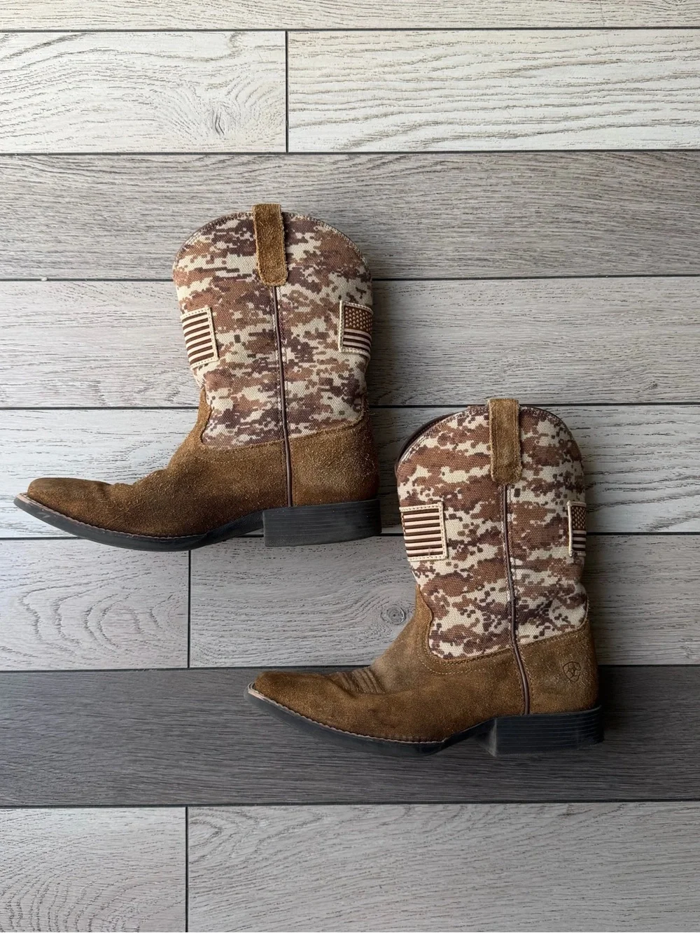 Ariat Kids Brown Suede & Tan Textile Western Boots size 4